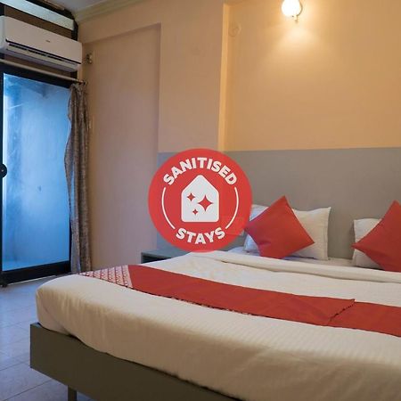 Oyo Flagship 37830 Hotel Aakar International Satara Buitenkant foto